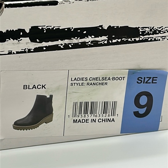 2511- dv by Dolce Vita Rancher Chelsea Boots Black Size 9 NWT - Picture 9 of 13